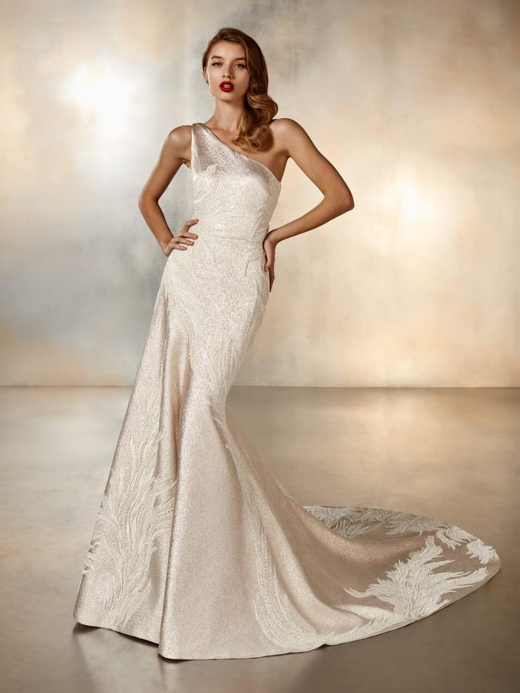 Pronovias #Dances Default Thumbnail Image